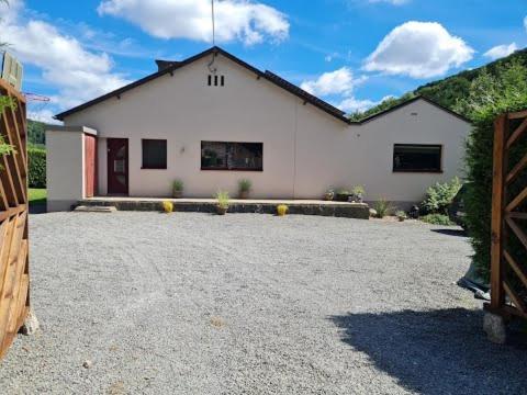 Yvoir, La Porte Des Ardennes Esterno foto