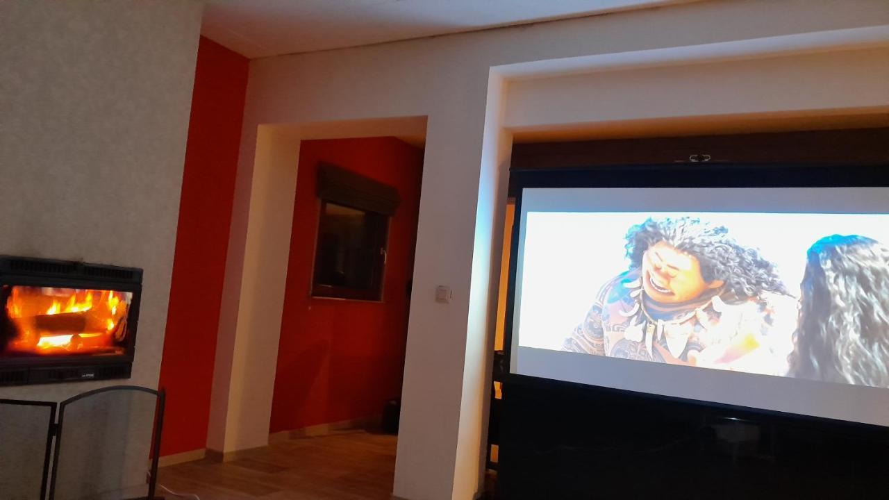 Yvoir, La Porte Des Ardennes Esterno foto